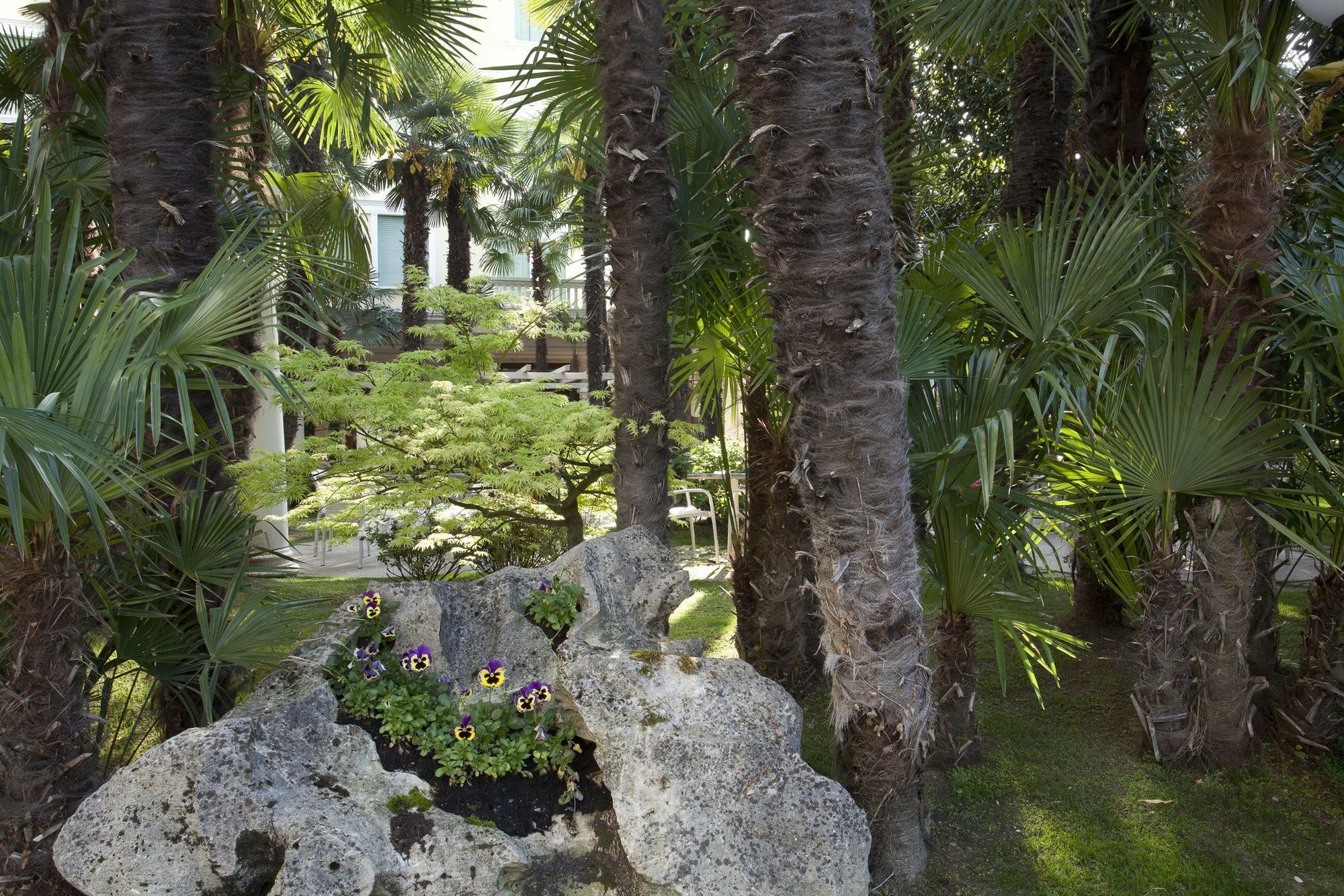 Grand Hotel Trieste & Victoria Abano Terme Eksteriør bilde The Palm House