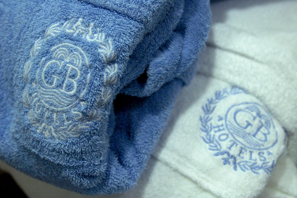 Grand Hotel Trieste & Victoria Abano Terme Eksteriør bilde Towels