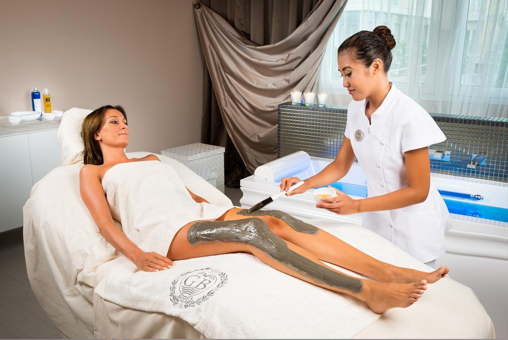 Grand Hotel Trieste & Victoria Abano Terme Eksteriør bilde A mud wrap